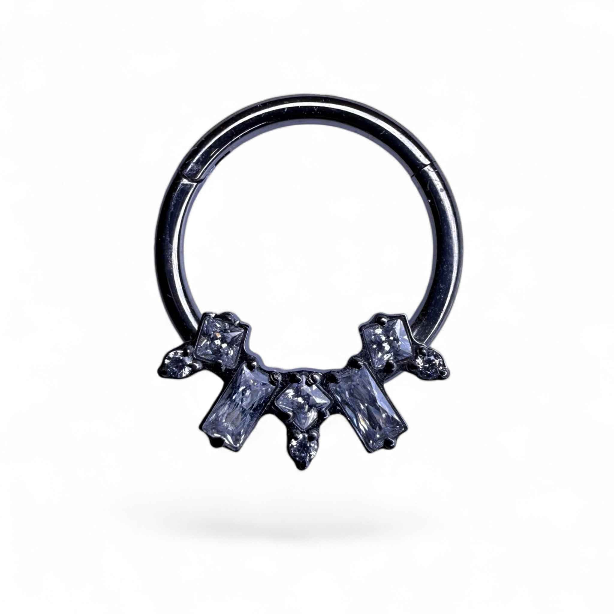 Clicker in titanio con zirconi geometrici misti – Odette