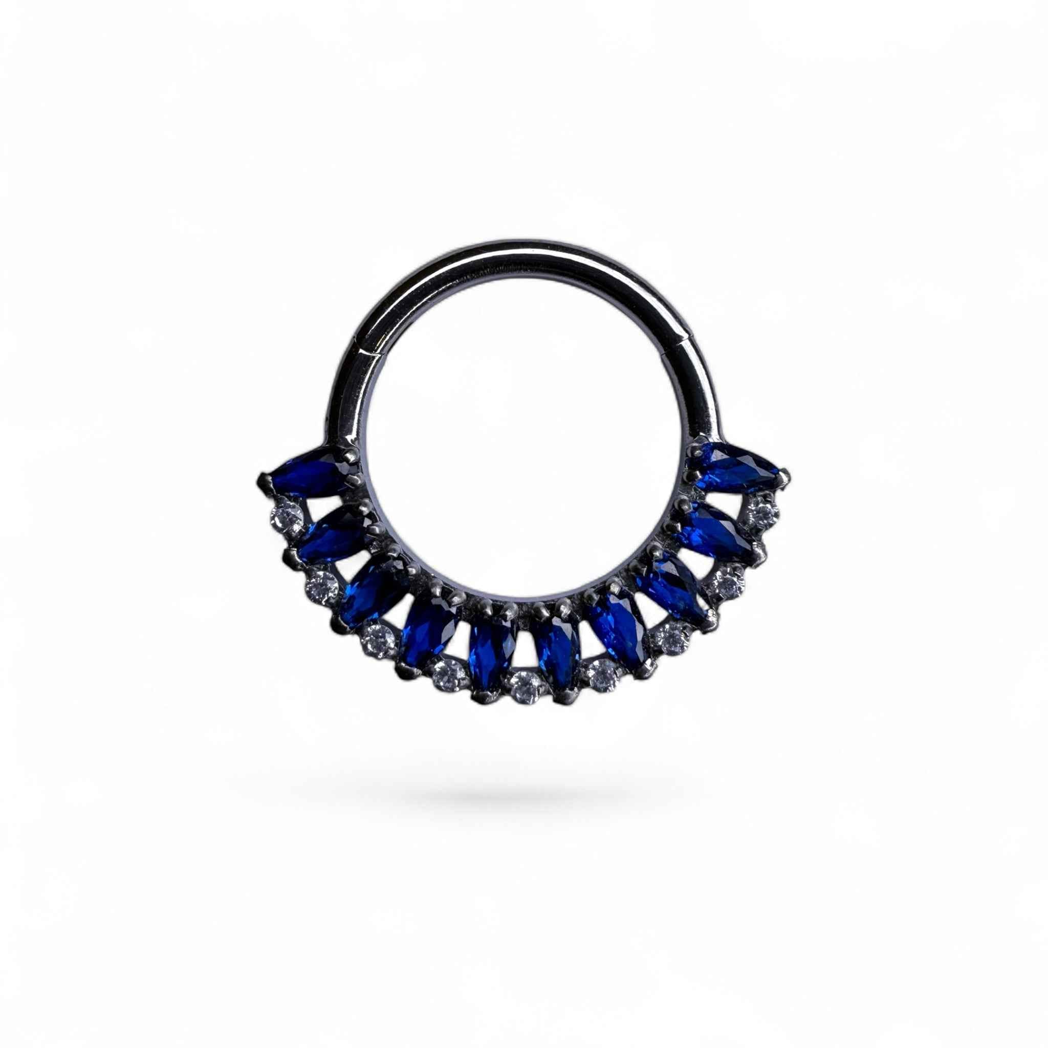 Clicker in titanio con zirconi marquise e pavé a ventaglio – Seraphine