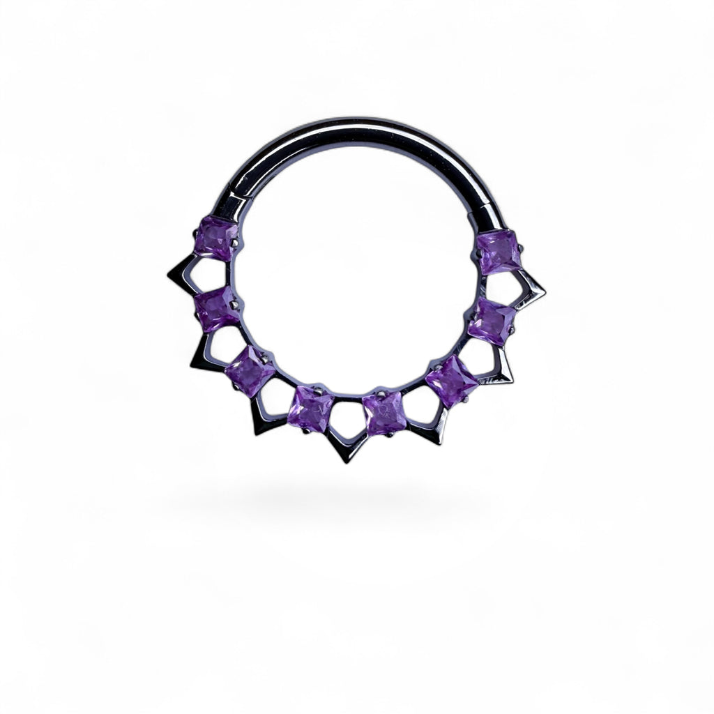 Clicker in titanio con zirconi geometrici traforati – Elowen