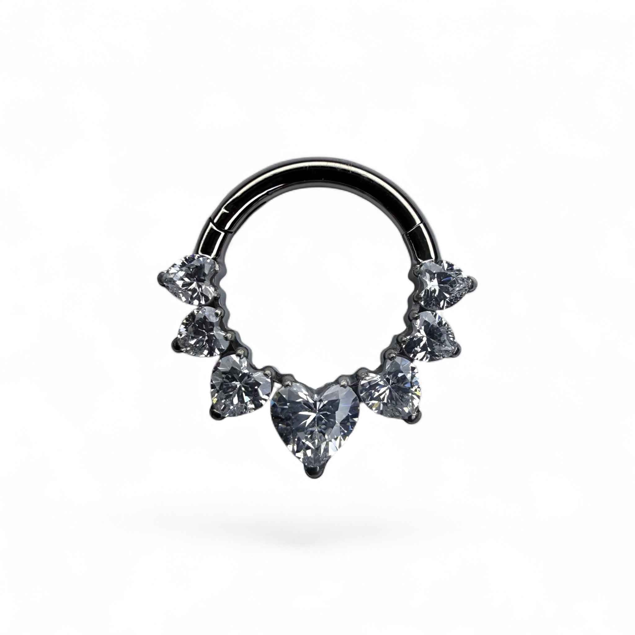 Clicker in titanio con zirconi a cuore – Elysia