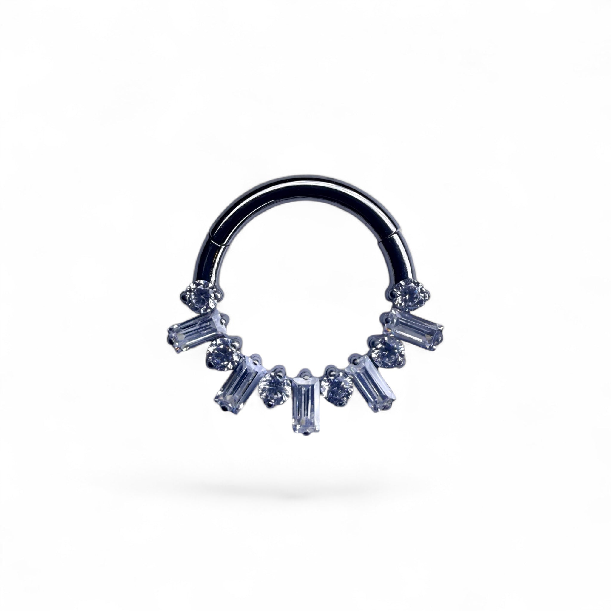 Clicker in titanio con zirconi e baguette – Virelle