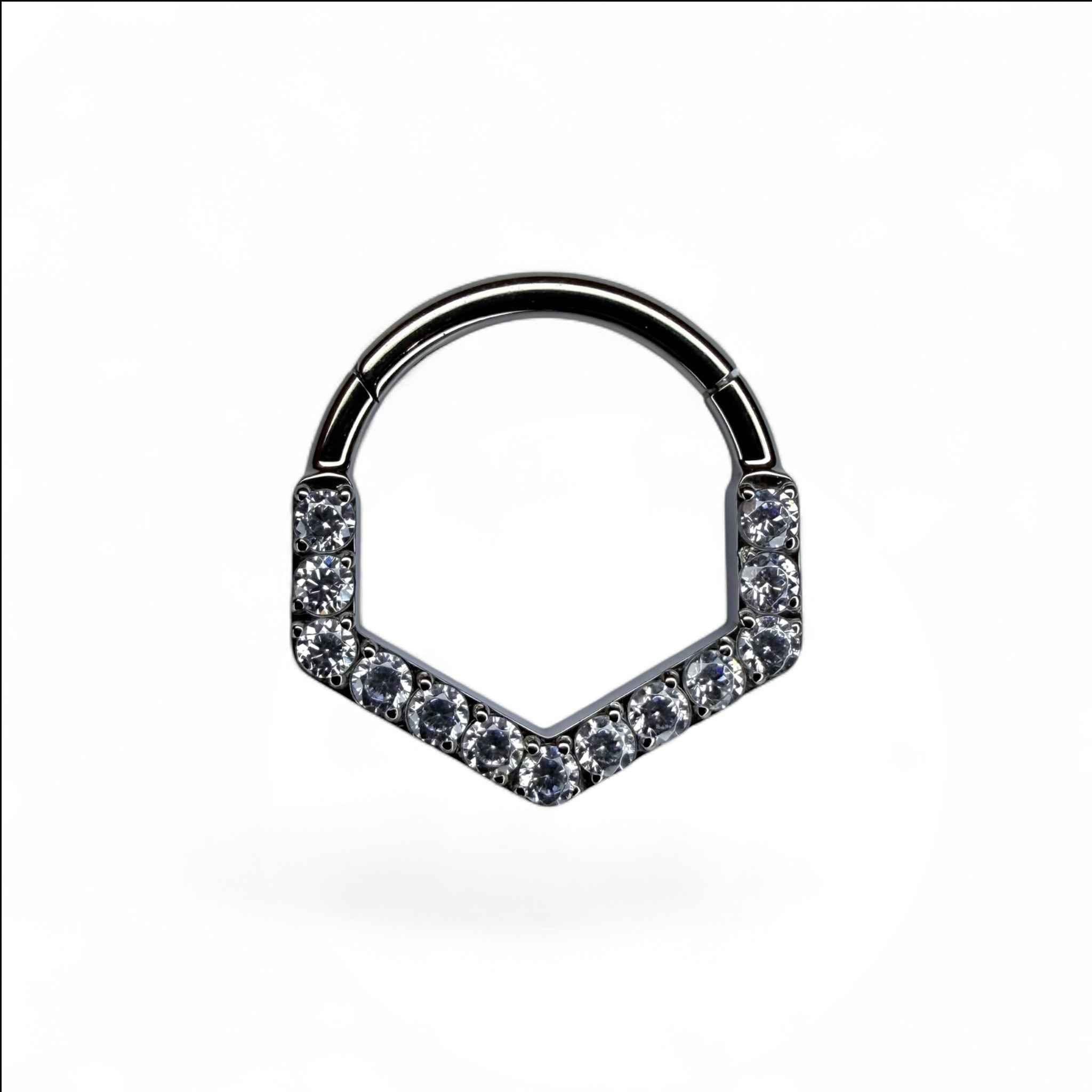 Clicker in titanio chevron con pavé frontale