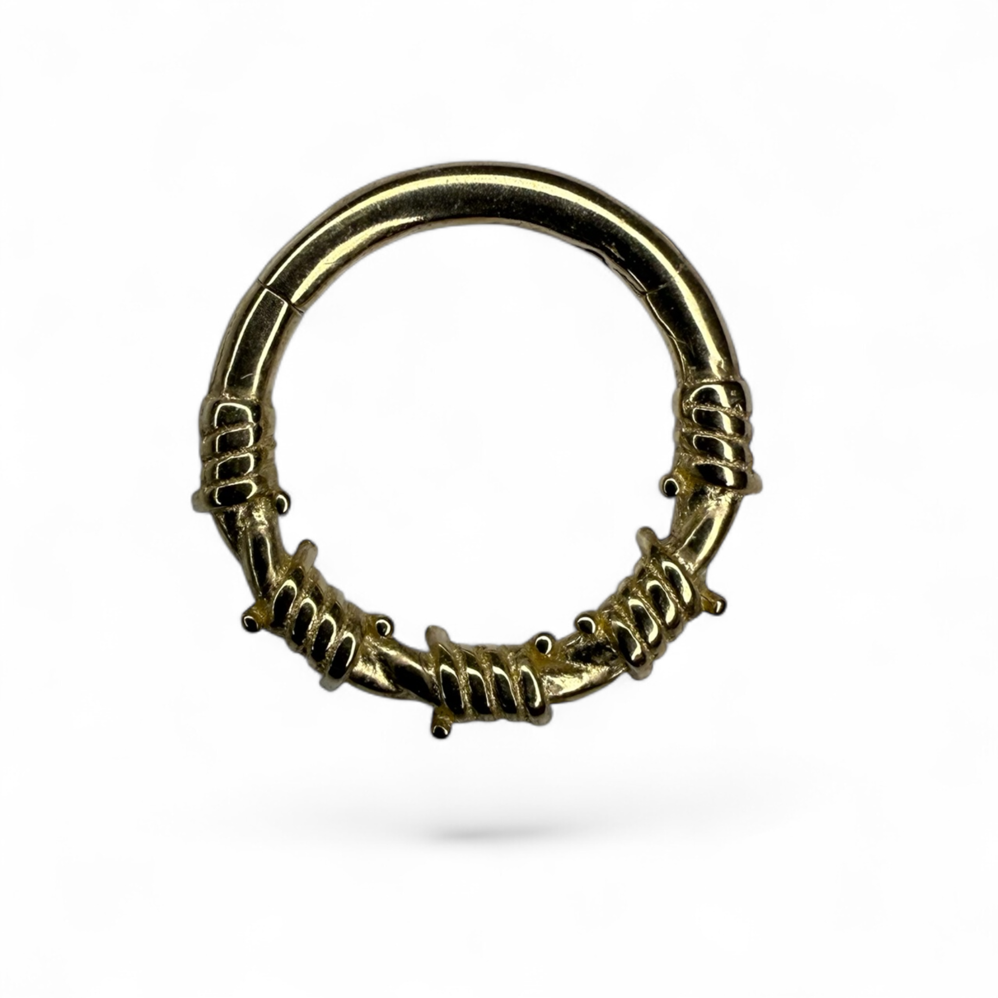 Anello in oro giallo 14k a forma di filo spinato