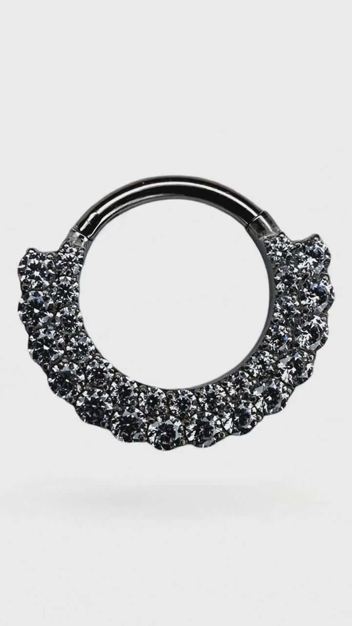 Clicker in titanio con brillanti design pavé